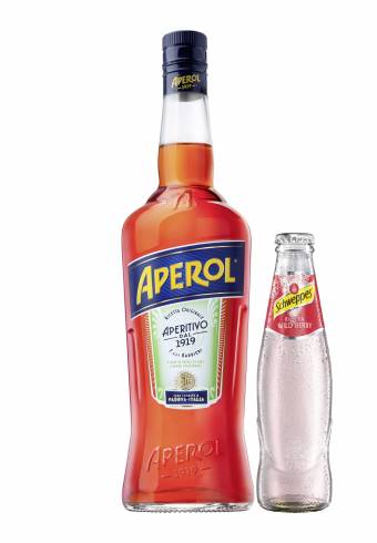 Aperol der Vielseitige mit wilder Beere